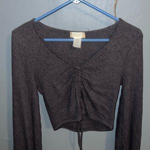 Alters state, cropped long sleeve sweater, size s/p